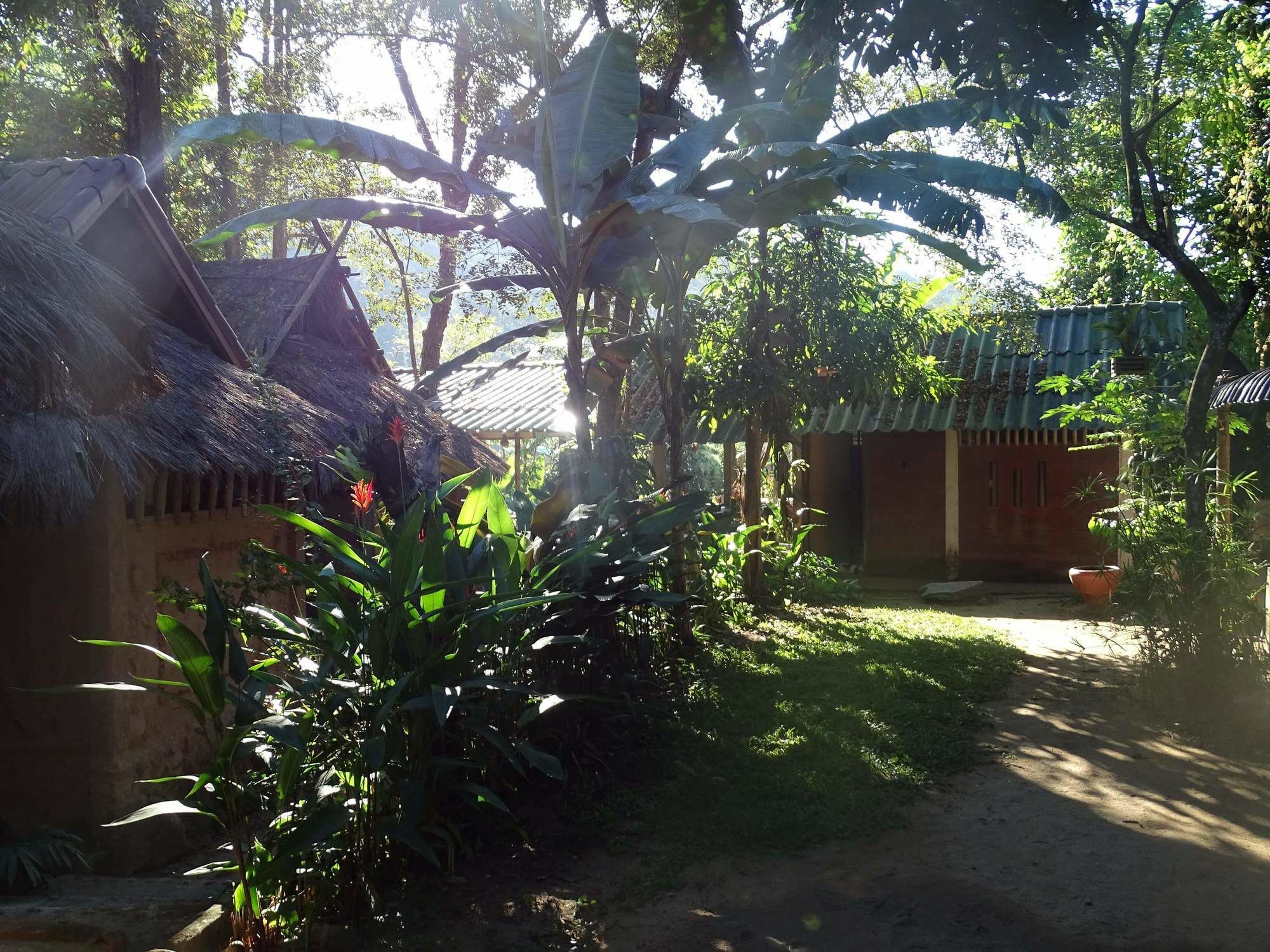 Hill Tribe Art House Apartment Chiang Rai Luaran gambar