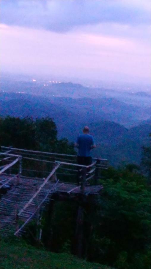 Hill Tribe Art House Apartment Chiang Rai Luaran gambar